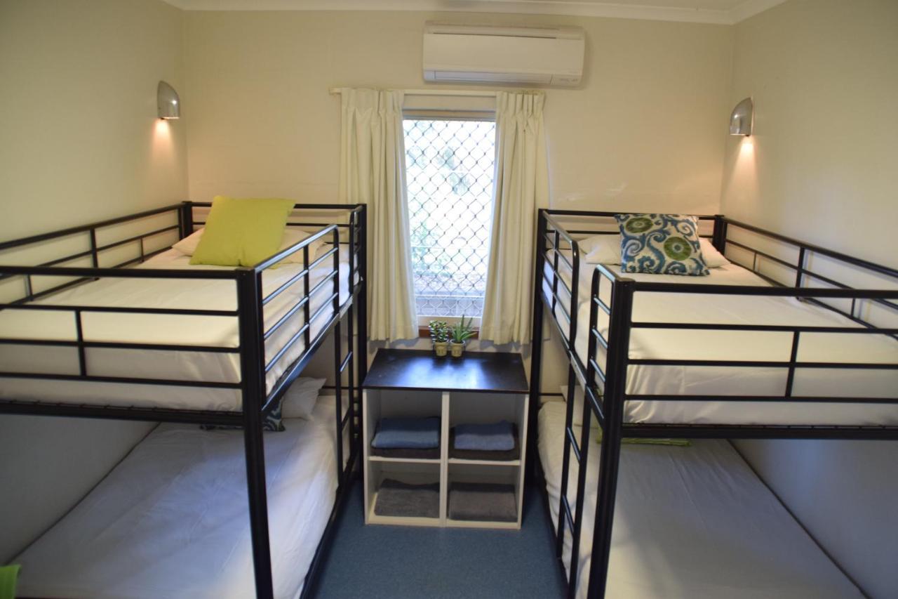 Gold Coast Performance Centre Hostel Exterior photo